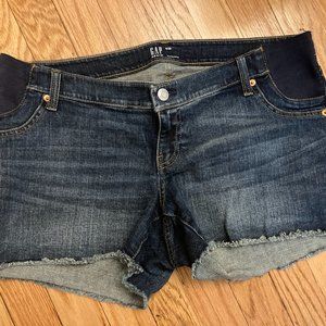 Gap  4" Maternity Inset Panel Denim Shorts with Raw Hem Size 8